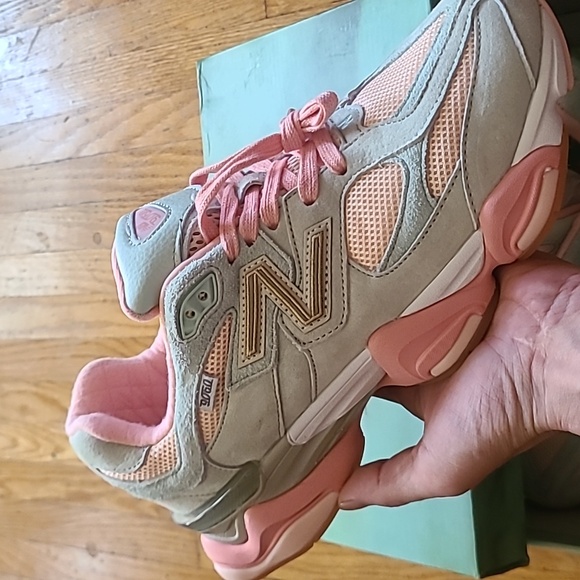 New Balance joe fresh goods - Picture 2 of 4